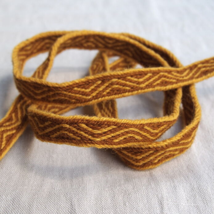 Krajka tkana na tabliczkach, T11_Tv6