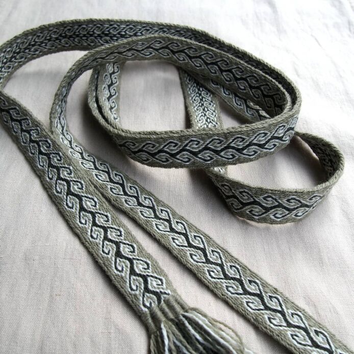 Krajka tabliczkowa - pas,  B07_Tv10