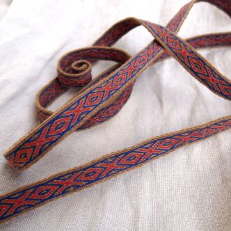 Brettchengewebte Borte aus Leinen, A10c_Lv9