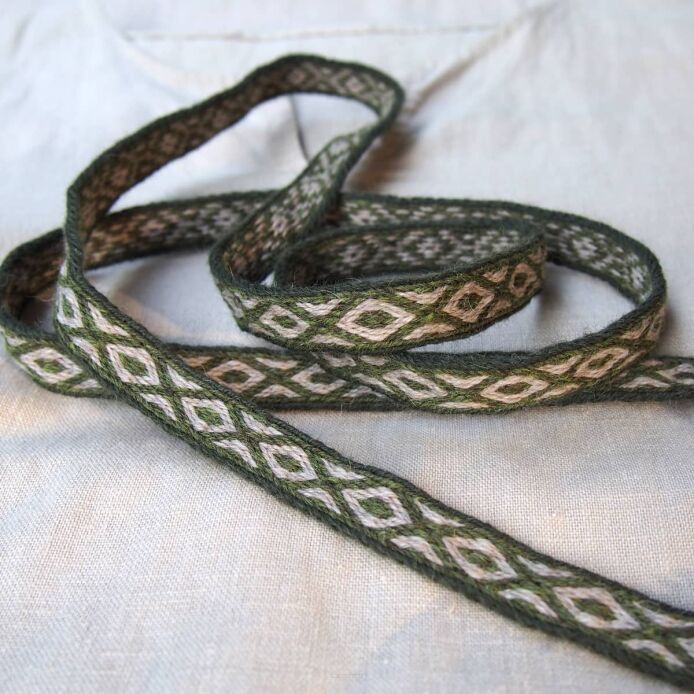 Brettchengewebte Borte aus Wolle, A05a_Fv3