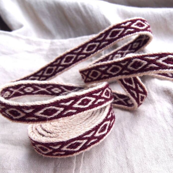 Brettchengewebte Borte aus Wolle , T01_Tv2