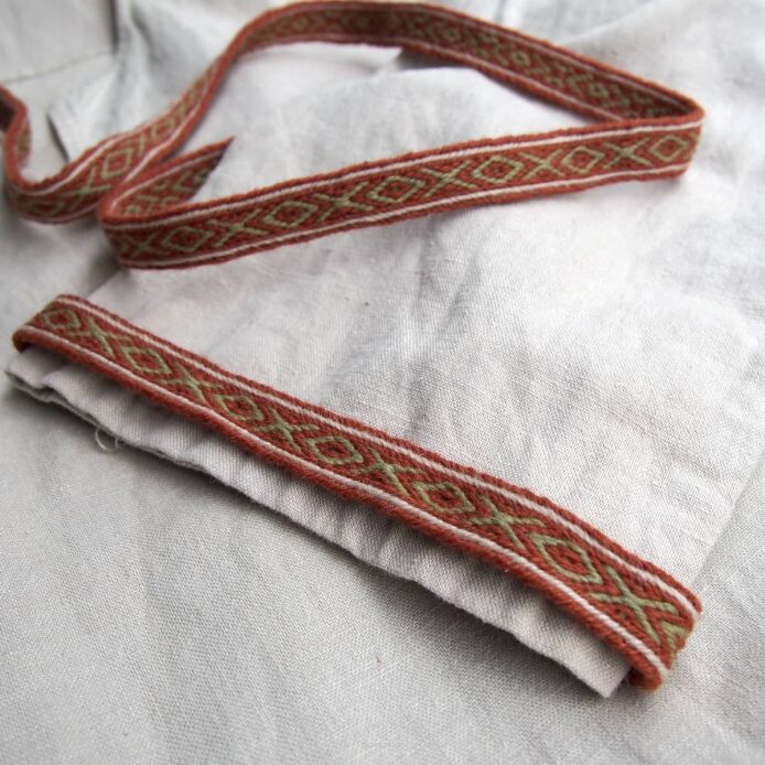 Brettchengewebte Borte aus Wolle, T02b_Tv1