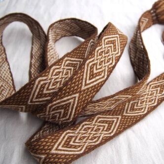 Krajka tabliczkowa pas, D55_Fv1