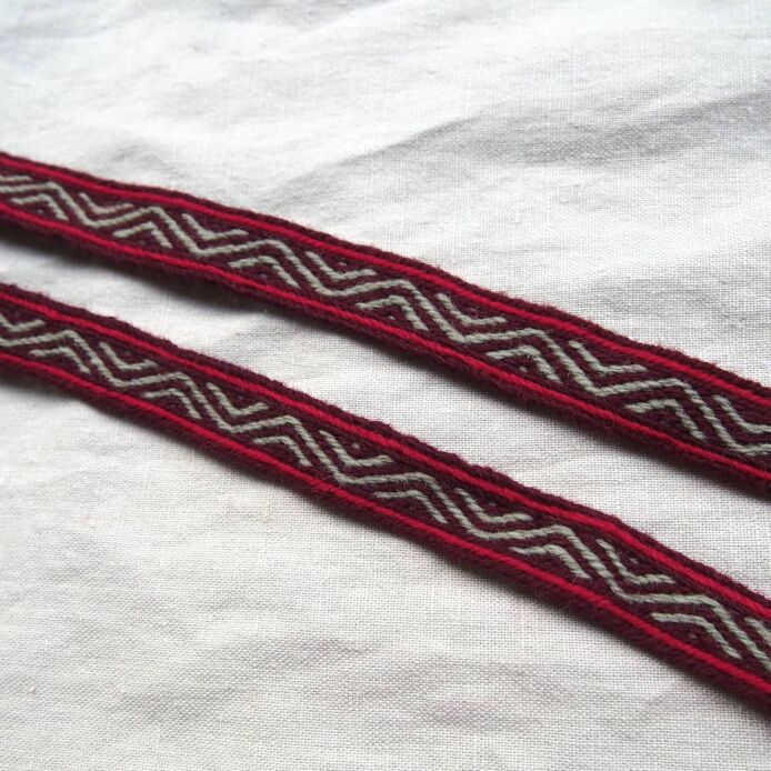 Brettchengewebte Borte aus Wolle, T11b_Tv1