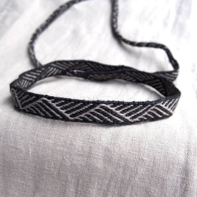 Krajka tabliczkowa – opaska na głowę, czółko, T20_Fv4